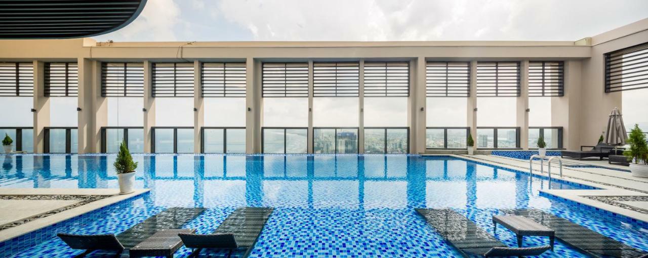 Beachfront Luxury Apartment - Rooftop Pool - Da Nang Eksteriør bilde