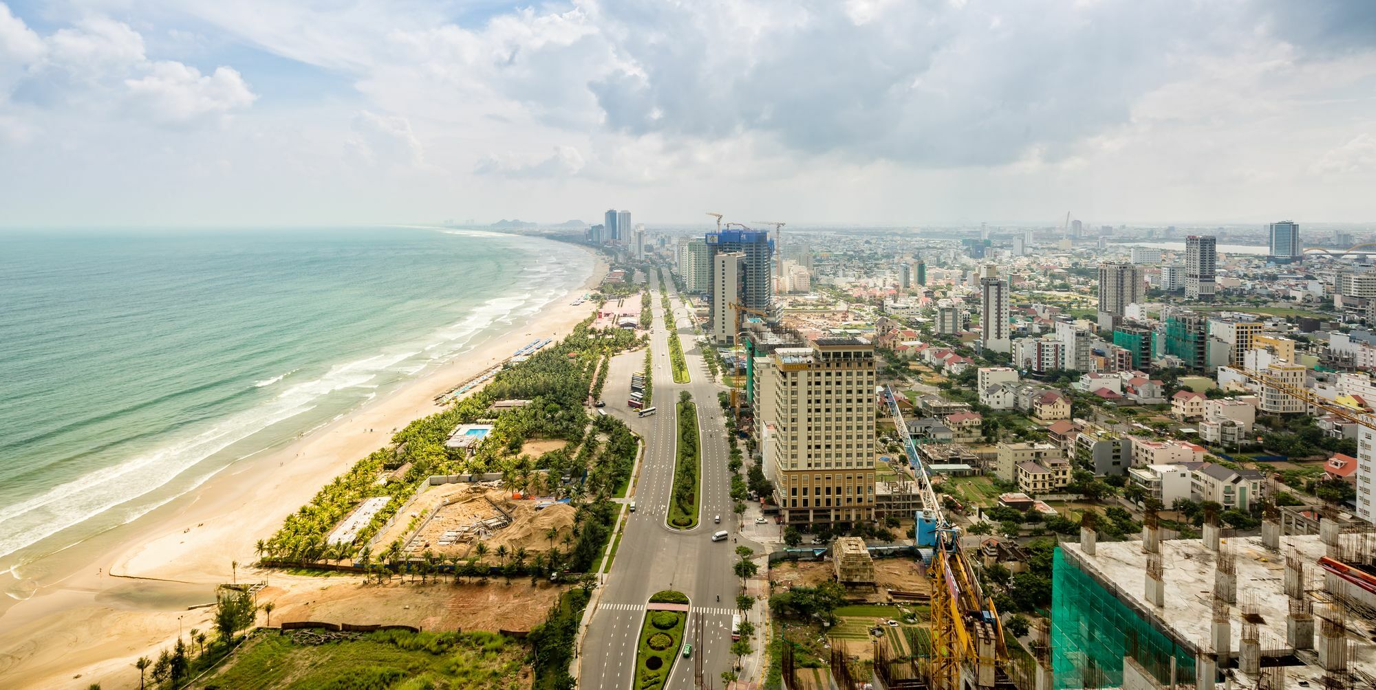 Beachfront Luxury Apartment - Rooftop Pool - Da Nang Eksteriør bilde